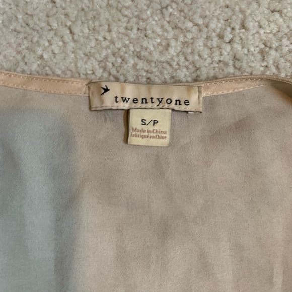 Forever 21 Vest - Picture 2 of 2